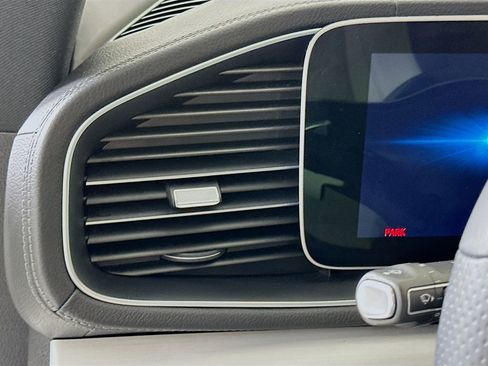 Certified 2023 Mercedes-Benz GLS 580 4MATIC image 11