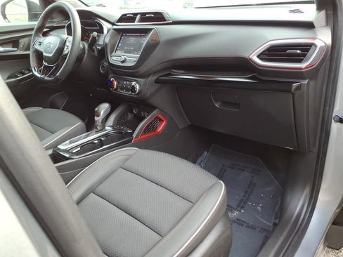 Used 2023 Chevrolet TrailBlazer RS image 11