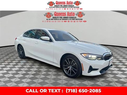 Used 2021 BMW 330i xDrive Sedan w/ Convenience Package image 9