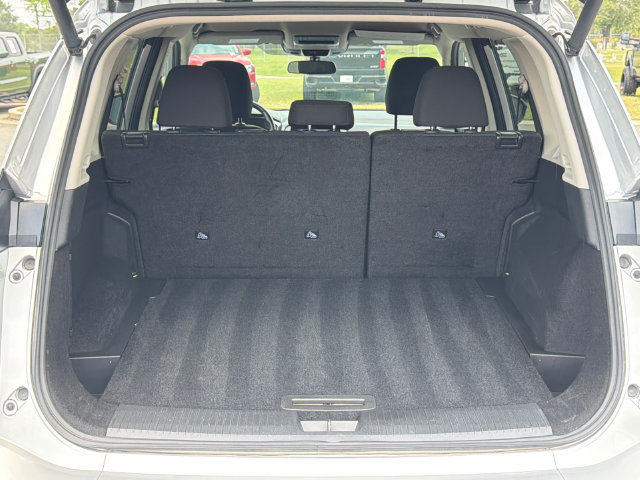 Used 2025 Nissan Rogue SV FWD image 18