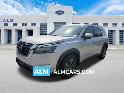 Used 2025 Nissan Pathfinder SV