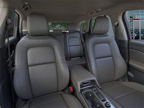 New 2026 Lincoln Corsair Premiere image 10