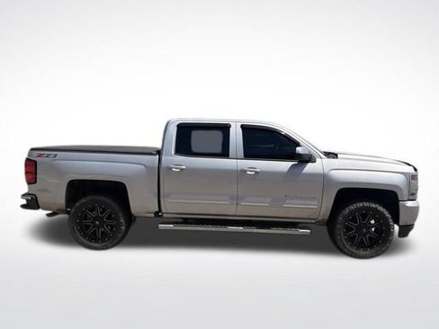 Used 2018 Chevrolet Silverado 1500 LT w/ All Star Edition AWD/4WD image 13