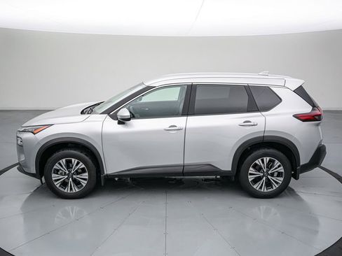 Used 2023 Nissan Rogue SV AWD/4WD image 8