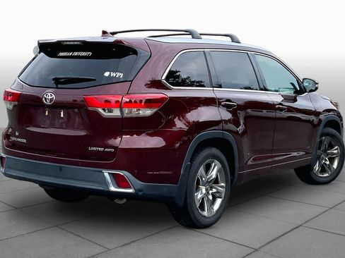 Used 2019 Toyota Highlander Limited Platinum AWD/4WD image 13