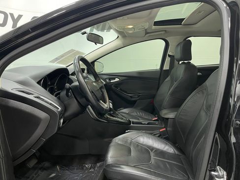 Used 2017 Ford Focus Titanium image 14