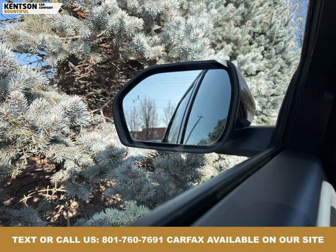 Used 2025 Ford Explorer Platinum w/ Ultimate Package image 25