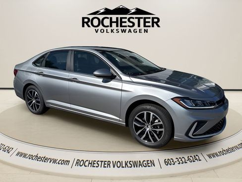 New 2025 Volkswagen Jetta SE FWD image 13