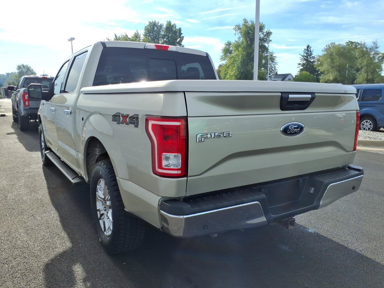 Used 2017 Ford F150 XLT w/ Equipment Group 302A Luxury AWD/4WD image 4