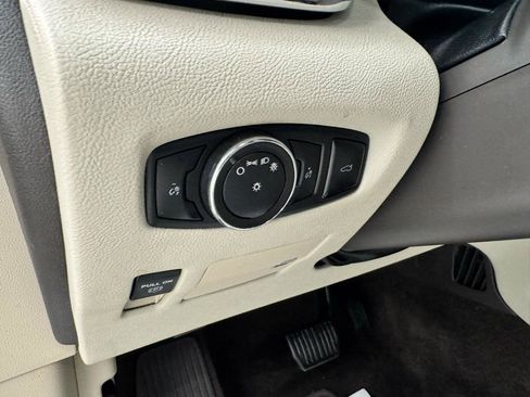 Used 2018 Lincoln Continental Select FWD image 14