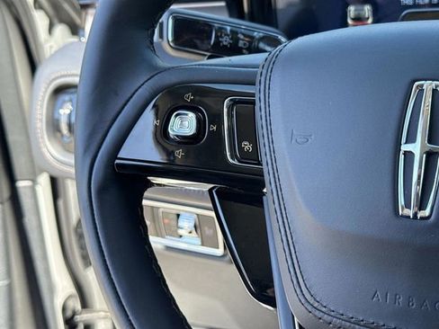 New 2026 Lincoln Aviator 2WD image 39