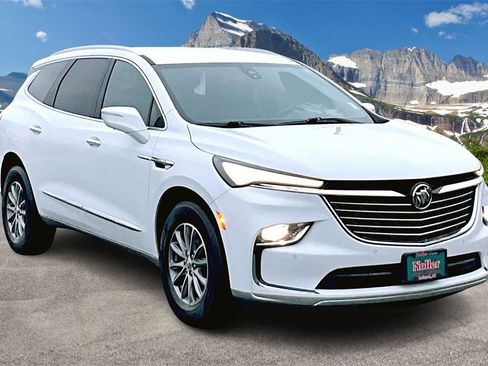 Used 2024 Buick Enclave Premium image 12