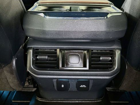 Used 2023 Ford F150 Lariat AWD/4WD image 24