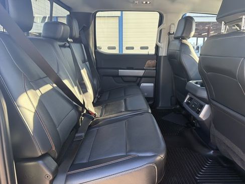 Used 2024 Ford F250 Lariat w/ Chrome Package AWD/4WD image 23