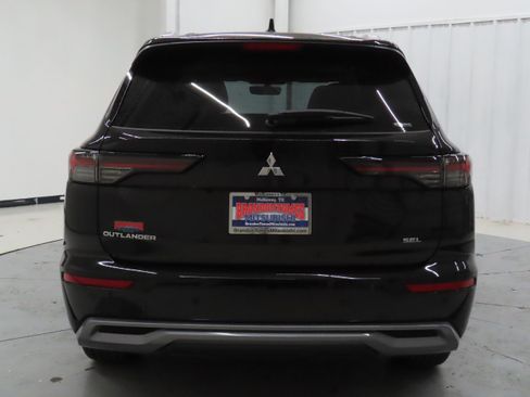 New 2026 Mitsubishi Outlander SEL AWD/4WD image 4