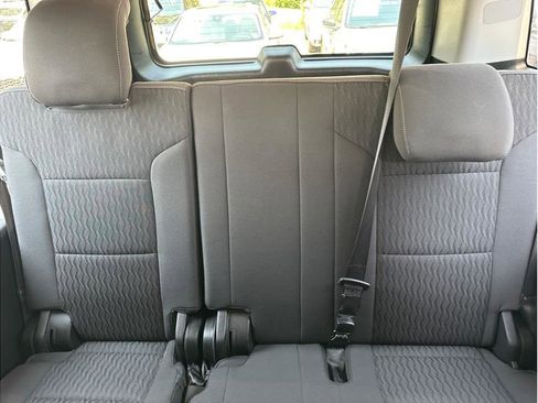 Used 2020 GMC Yukon XL SLE w/ HD Trailering Package image 22