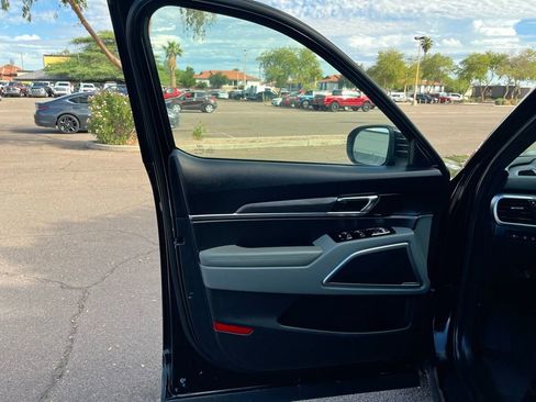 Used 2023 Kia Telluride EX X-Line image 22