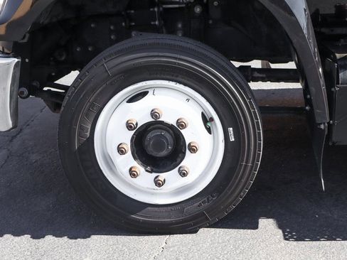 Used 2023 Ford F650 2WD Regular Cab Super Duty image 41