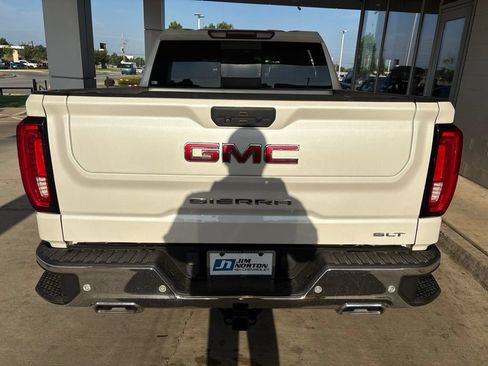 Used 2019 GMC Sierra 1500 SLT AWD/4WD image 4