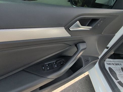 Used 2019 Volkswagen Jetta R-Line FWD image 13