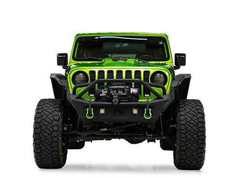 Used 2018 Jeep Wrangler Unlimited Sahara w/ Uconnect 4C Nav & Sound Group AWD/4WD image 8