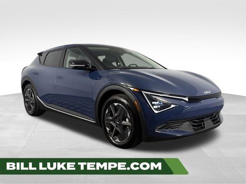 Used 2025 Kia EV6 2WD image 1