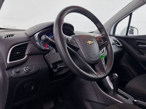 Used 2019 Chevrolet Trax LS w/ Tint and Cruise Package image 21