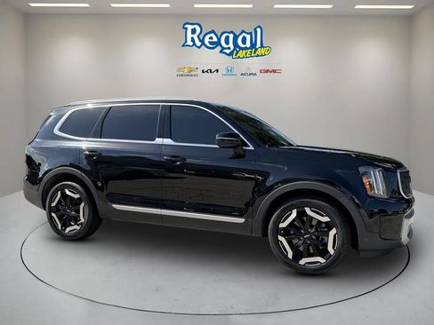 Certified 2024 Kia Telluride EX FWD image 1