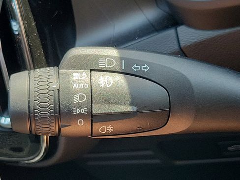 Used 2024 Volvo XC40 Recharge Plus w/ Protection Package Premier RWD image 17