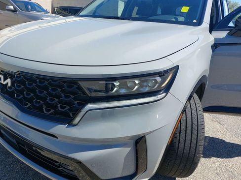 Used 2023 Kia Sorento SX image 33