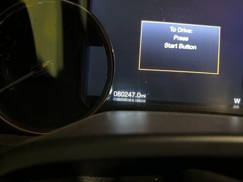 Used 2019 Ford Expedition Limited w/ Equipment Group 302A image 9