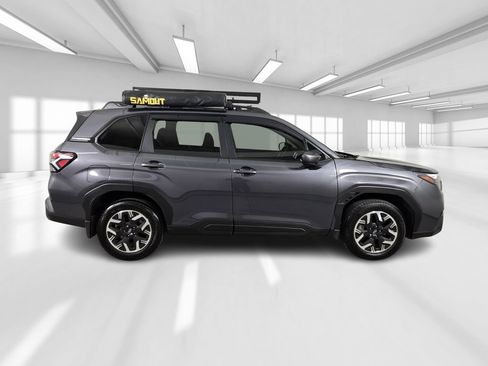 Certified 2025 Subaru Forester Premium w/ Convenience Package #2 AWD/4WD image 9