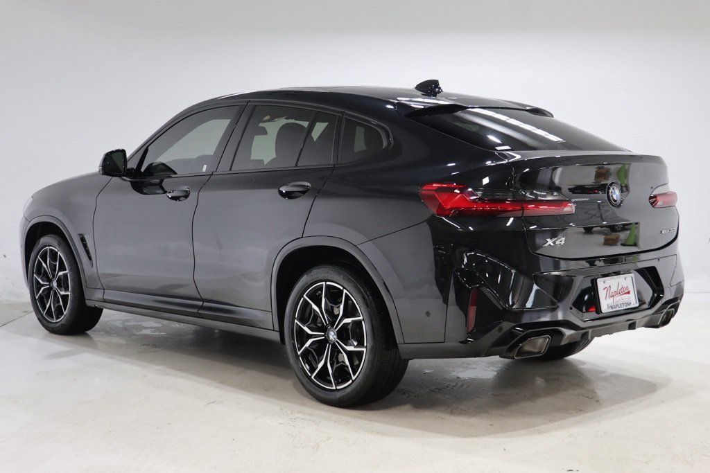 Used 2024 BMW X4 xDrive30i w/ Premium Package AWD/4WD image 6