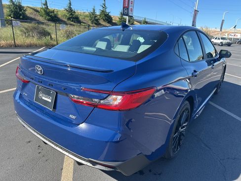 Used 2026 Toyota Camry SE w/ Convenience Package image 4