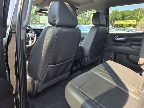 Used 2025 GMC Sierra 1500 SLT RWD image 23