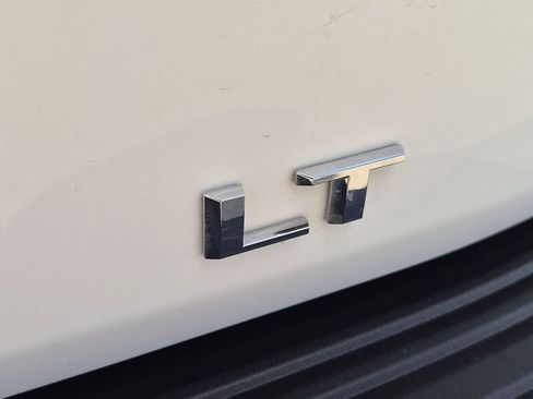Used 2025 Chevrolet Tahoe LT AWD/4WD image 25