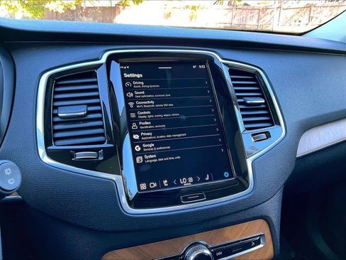 Used 2023 Volvo XC90 T8 Plus w/ Protection Package image 38