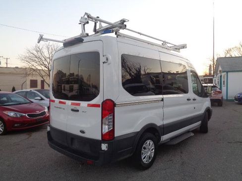 Used 2019 Ford Transit 150 XLT RWD image 9