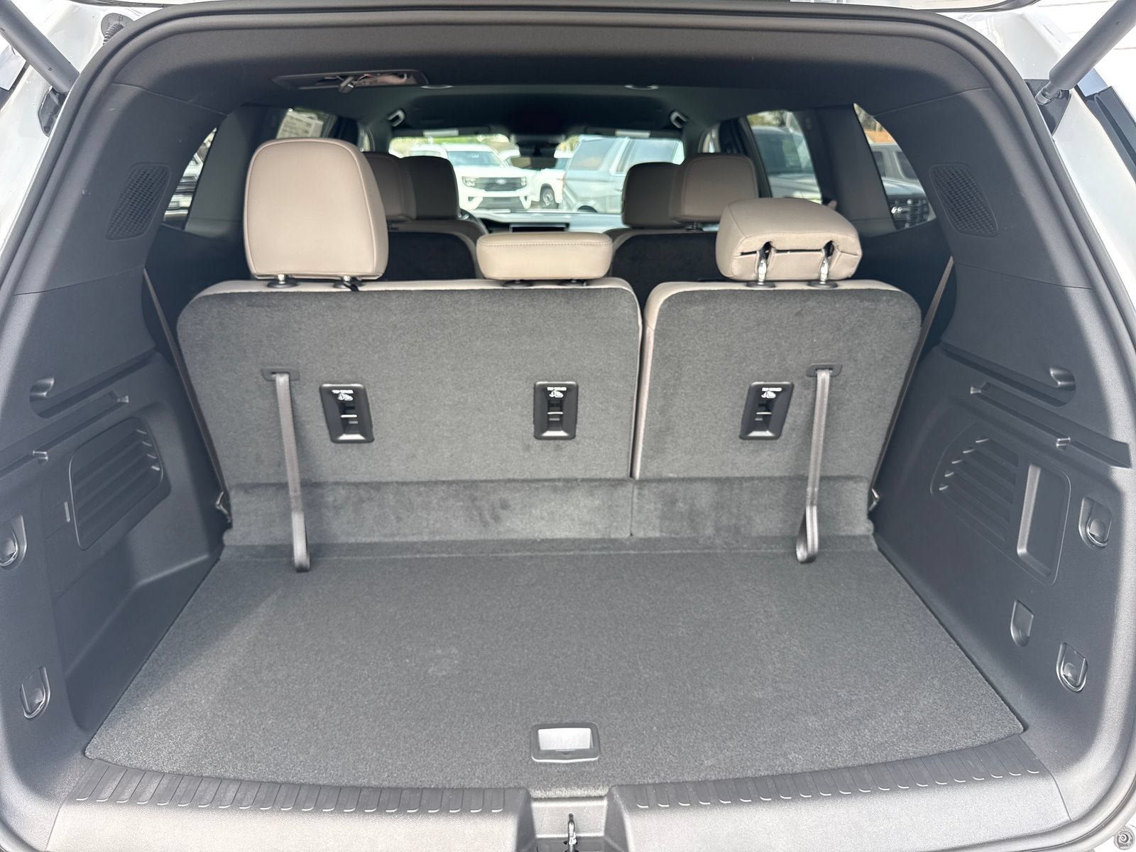 New 2026 GMC Acadia Elevation w/ Black Edition FWD image 29