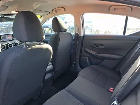 Used 2025 Nissan Sentra S FWD image 15