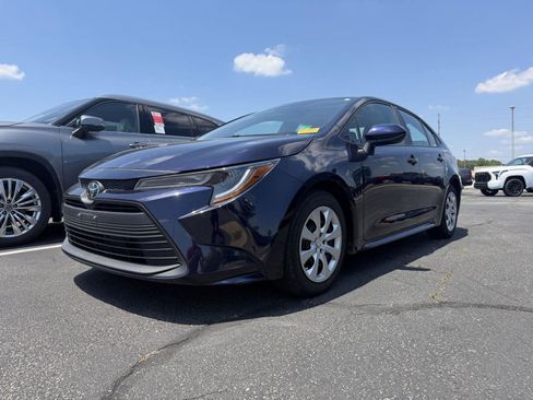Used 2023 Toyota Corolla LE FWD image 15