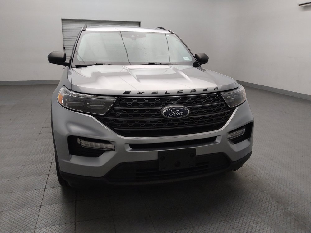 Used 2021 Ford Explorer XLT w/ Equipment Group 202A RWD image 14
