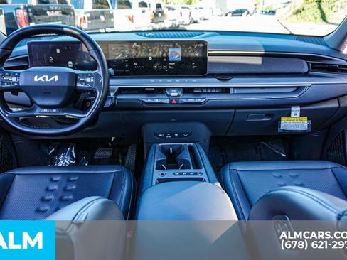 Used 2024 Kia EV9 Wind image 29