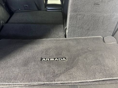 Used 2024 Nissan Armada SL w/ Captain's Chairs Package AWD/4WD image 13