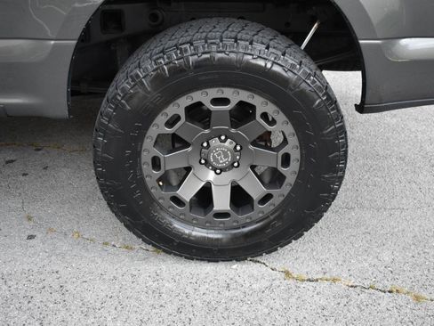 Used 2018 Ford F150 XL w/ Equipment Group 101A Mid AWD/4WD image 30