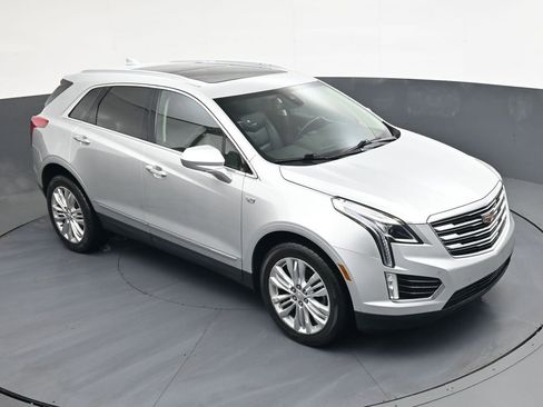 Used 2019 Cadillac XT5 Premium Luxury AWD/4WD image 23