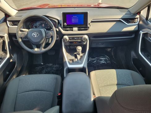 Used 2023 Toyota RAV4 XLE AWD/4WD image 13