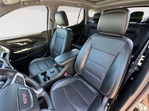 Used 2022 GMC Terrain SLT w/ Elevation Edition AWD/4WD image 25