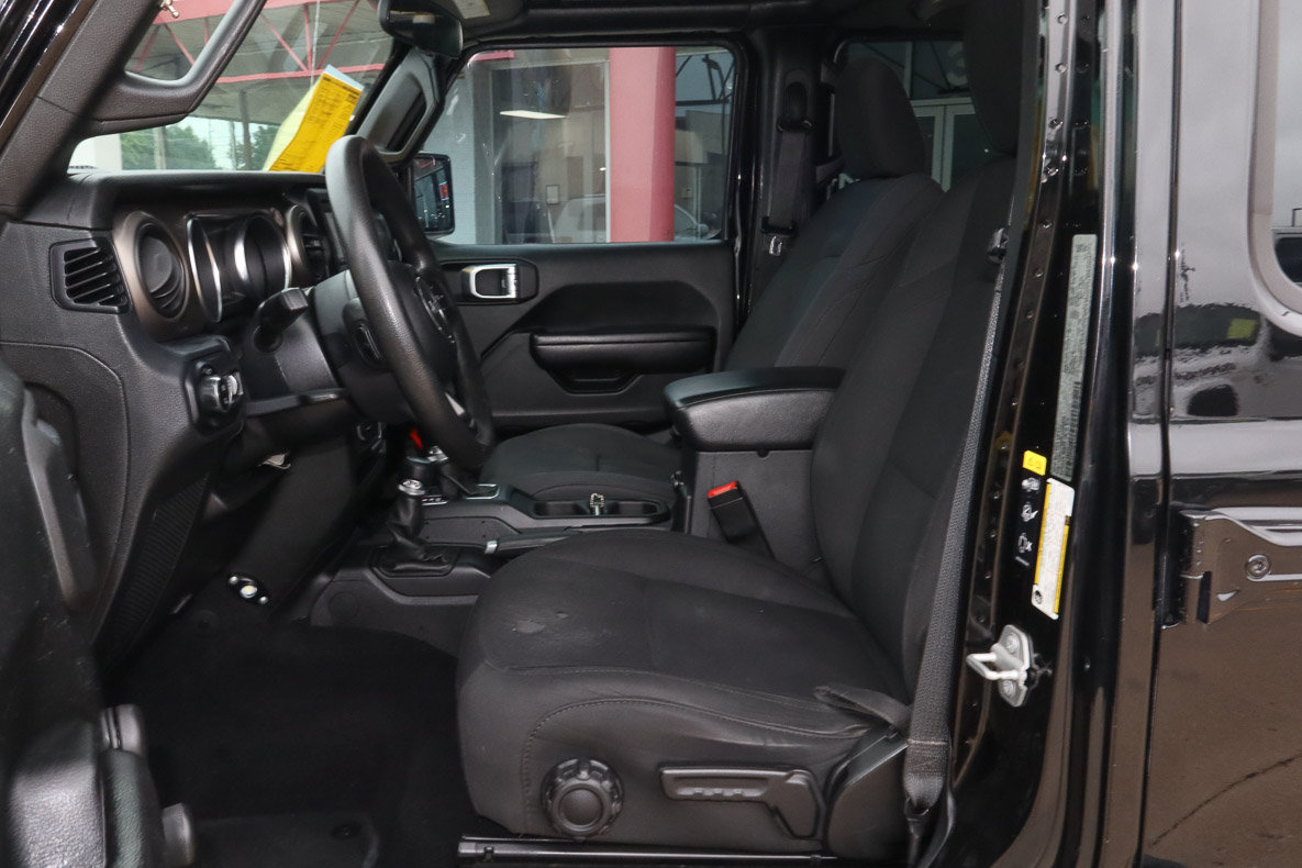 Used 2020 Jeep Gladiator Sport AWD/4WD image 7