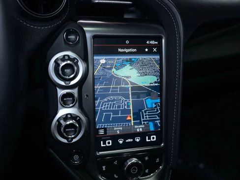 Used 2018 McLaren 720S image 18